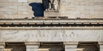 Divided Fed proposes rule to ease capital requirements for big Wall Street banks