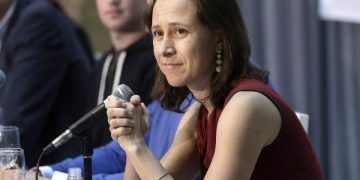 Anne Wojcicki to buy back 23andMe and its data for $305 million