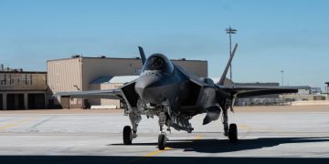 UK to buy 12 nuclear-carrying F-35A jets from the United States and join NATO nuclear mission