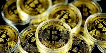 Crypto Market Update: SEC Pauses Bitwise ETF Conversion Soon After Approving Application